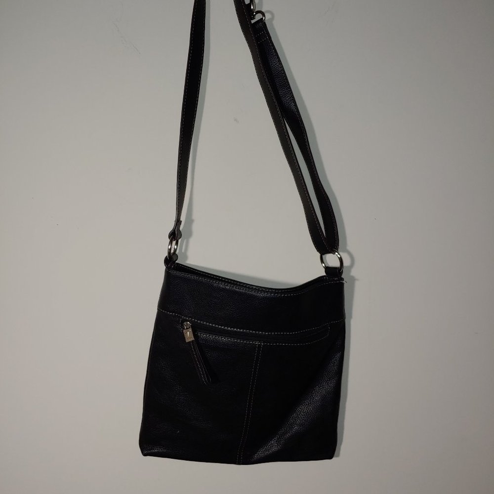 Tignanello Pebble Black Leather Hobo Bag - Picture 8 of 8